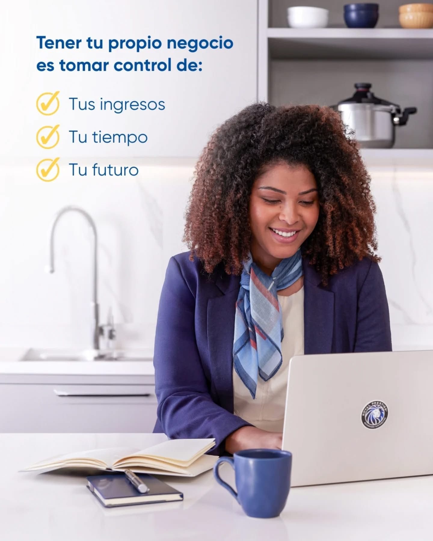 vendor-woman-w-laptop